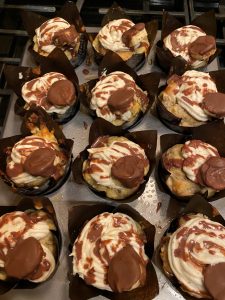 Chocolate covered banana nutella cupcakes