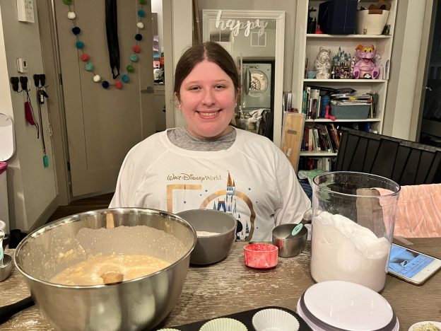 Kendall baking a dessert with the FLVS Cooking Club!